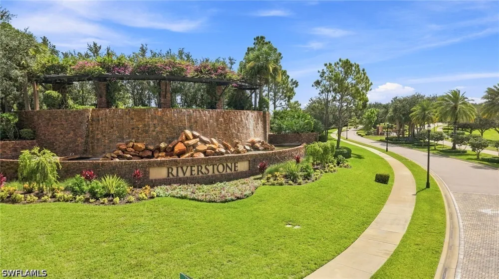 Pleasant Springs Drive Naples, FL 34119