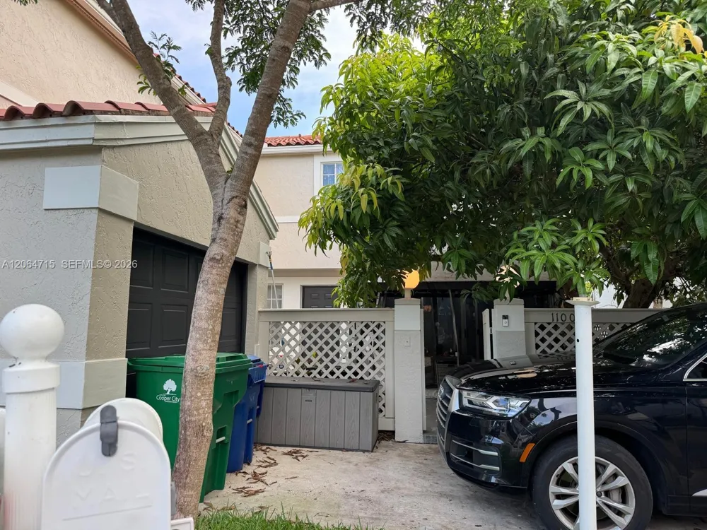 11008 Mainsail Dr Cooper City, FL 33026