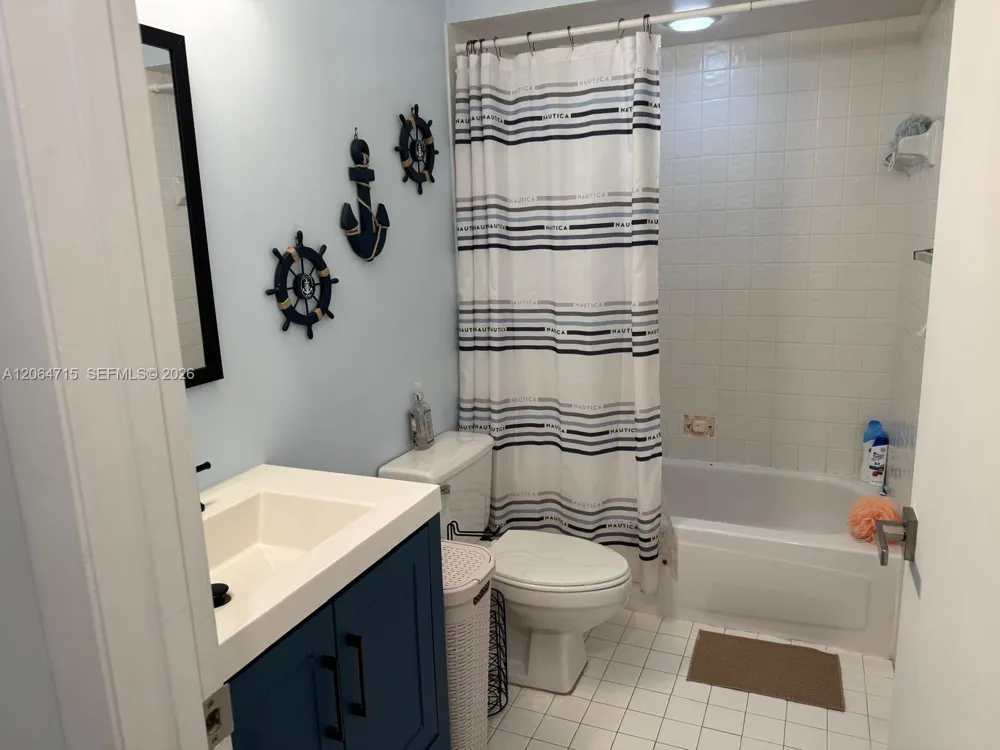 11008 Mainsail Dr Cooper City, FL 33026