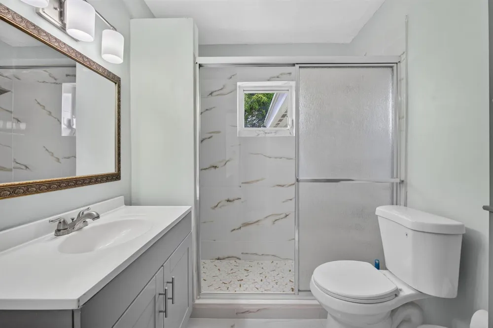 1547 W 10TH STREET Riviera Beach, FL 33404