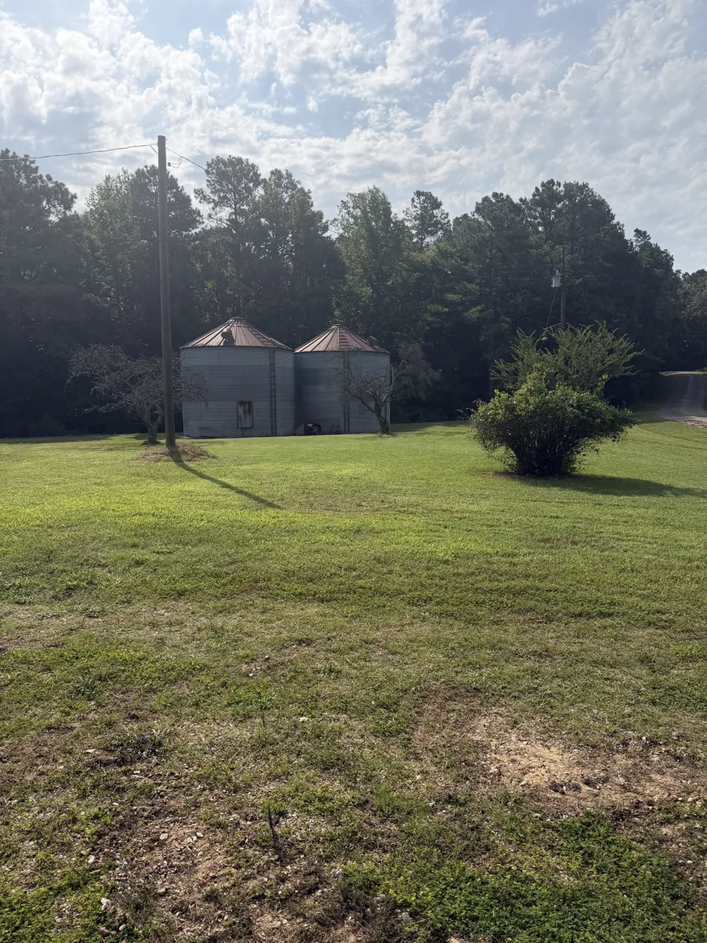 1756 Crazy Doe Rd Lexington, TN 38351