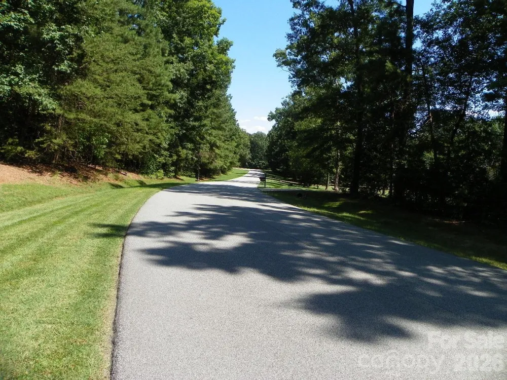 197 Pearl Bay Drive New London, NC 28127