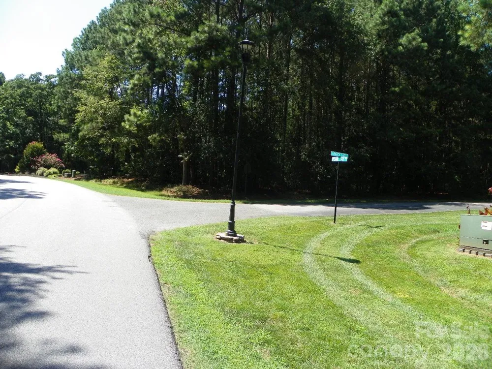 197 Pearl Bay Drive New London, NC 28127