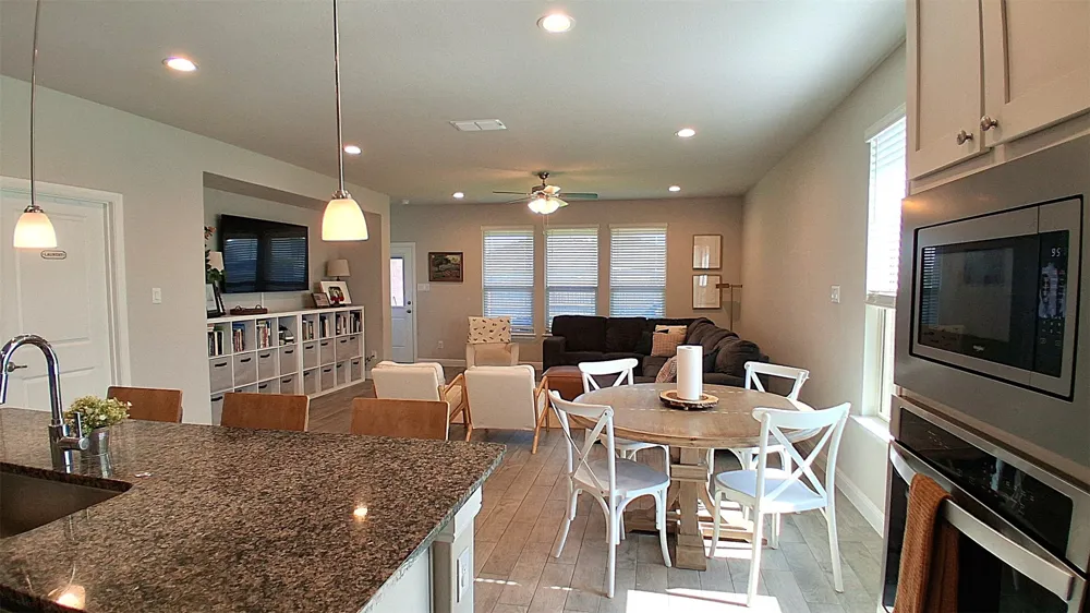 309 Clayton Street Glenn Heights, TX 75154