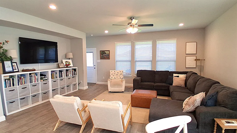 309 Clayton Street Glenn Heights, TX 75154