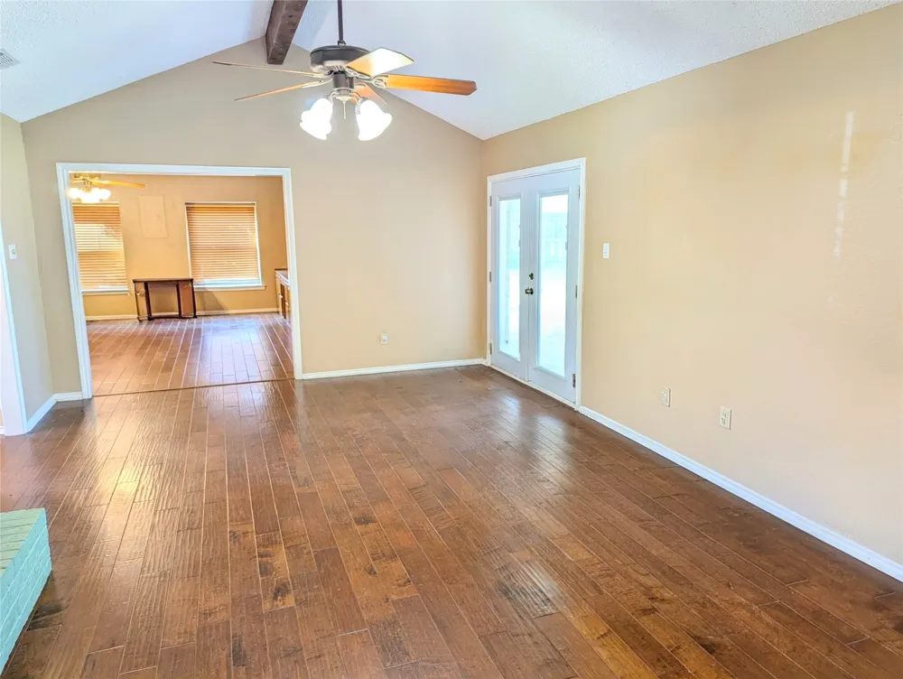 2100 Rough Creek Court Granbury, TX 76048