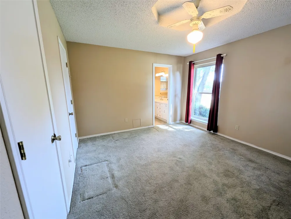 2100 Rough Creek Court Granbury, TX 76048