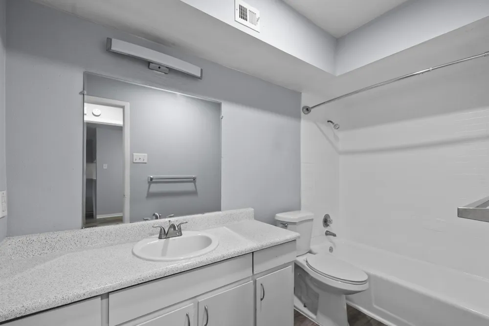 3802 E Nasa Road Seabrook, TX 77586