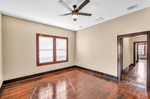 3010 Avenue Q #2