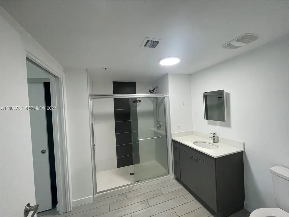 321 NE 26th St #512 Miami, FL 33137