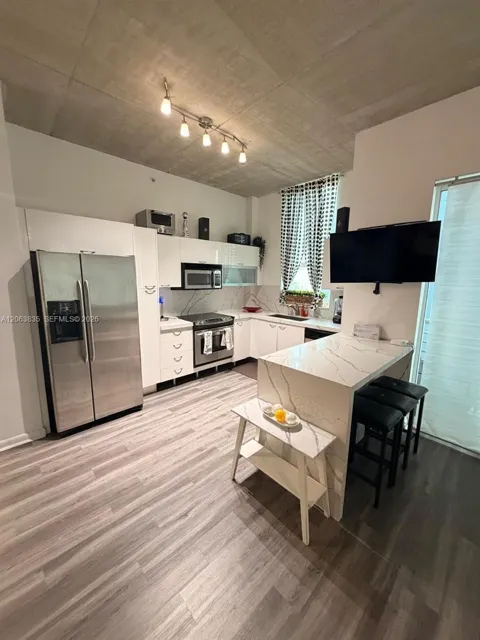 133 NE 2nd Ave #401
