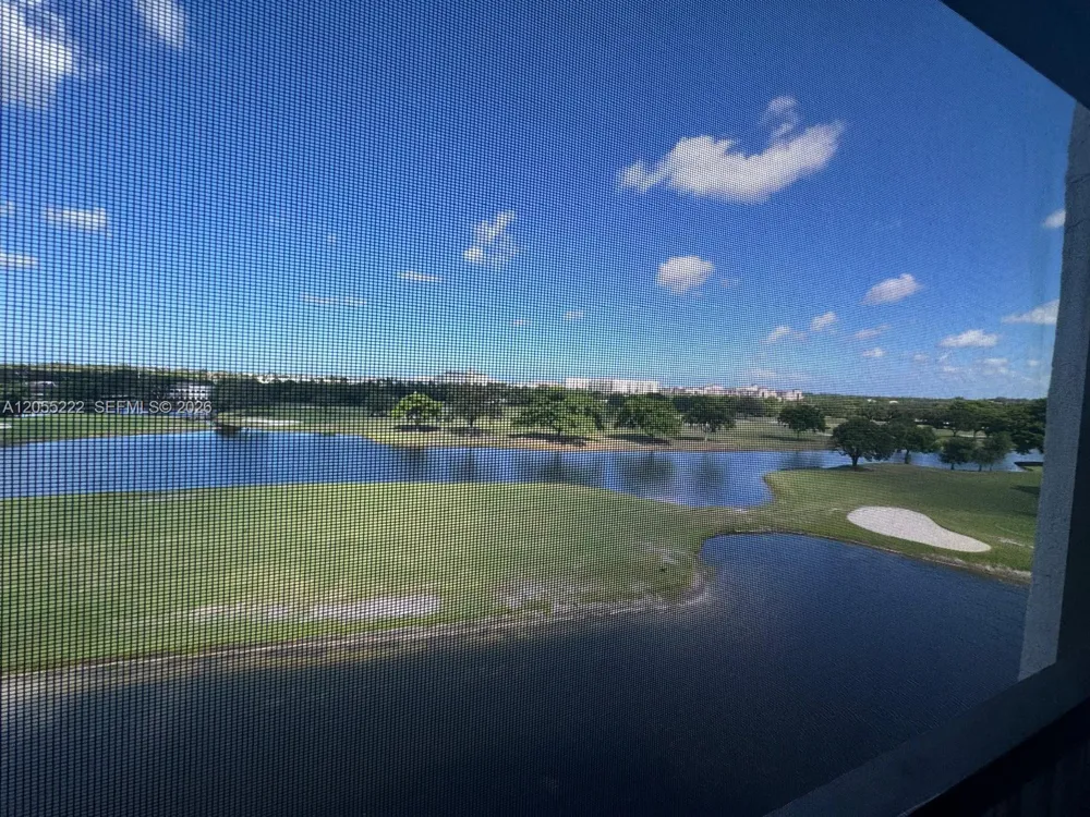3100 W Rolling Hills Cir #709 Davie, FL 33328