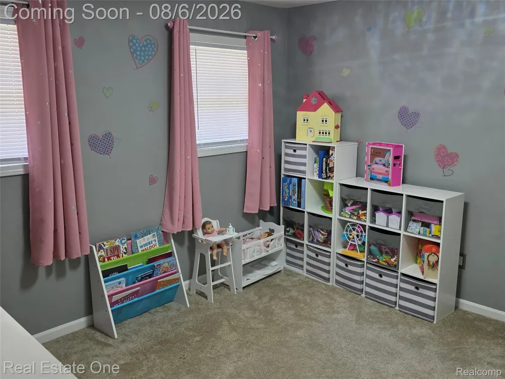 3239 Fox Boulevard Commerce Charter Township, MI 48382