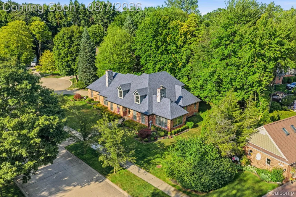 53134 Alyssa Court Shelby Charter Township, MI 48315