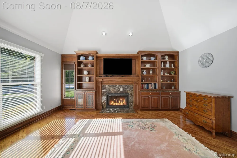 53134 Alyssa Court Shelby Charter Township, MI 48315
