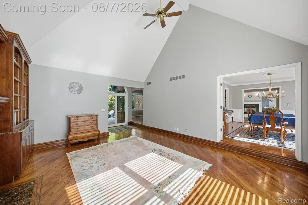 53134 Alyssa Court Shelby Charter Township, MI 48315