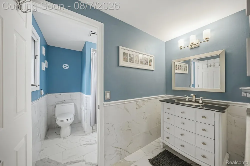 53134 Alyssa Court Shelby Charter Township, MI 48315