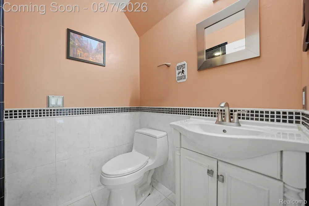 53134 Alyssa Court Shelby Charter Township, MI 48315