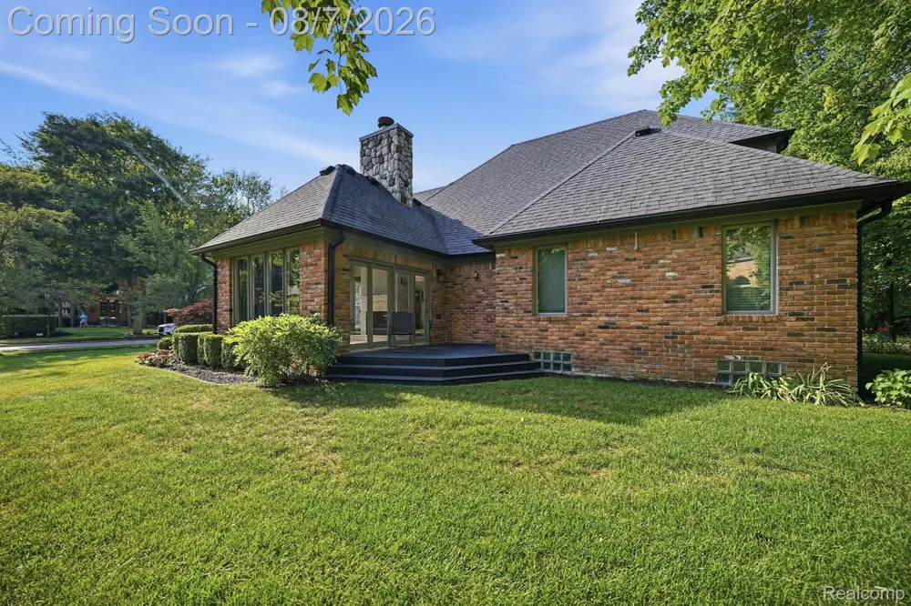 53134 Alyssa Court Shelby Charter Township, MI 48315