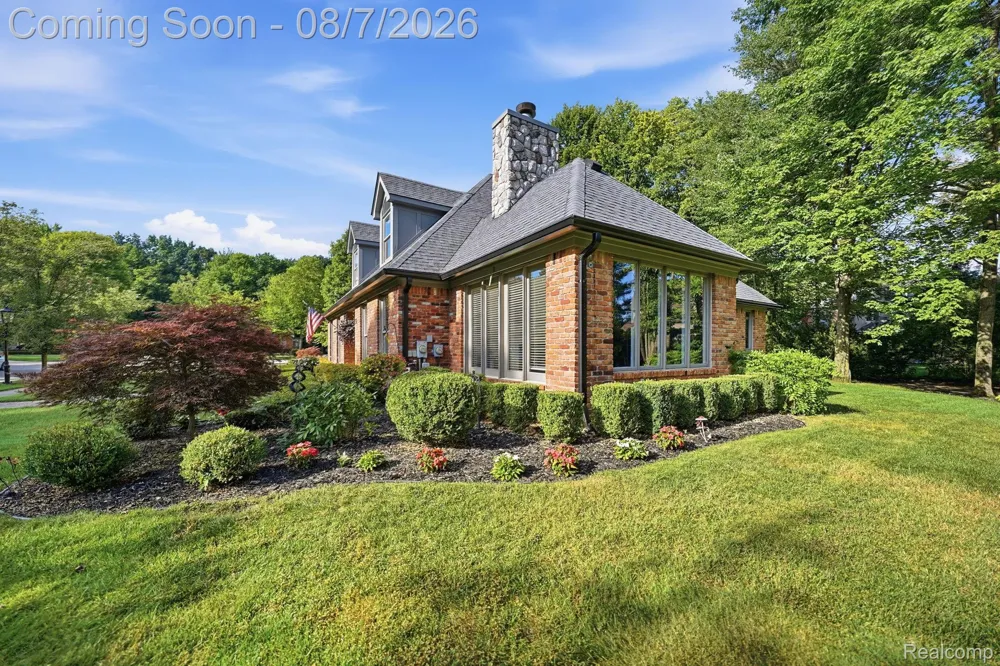 53134 Alyssa Court Shelby Charter Township, MI 48315