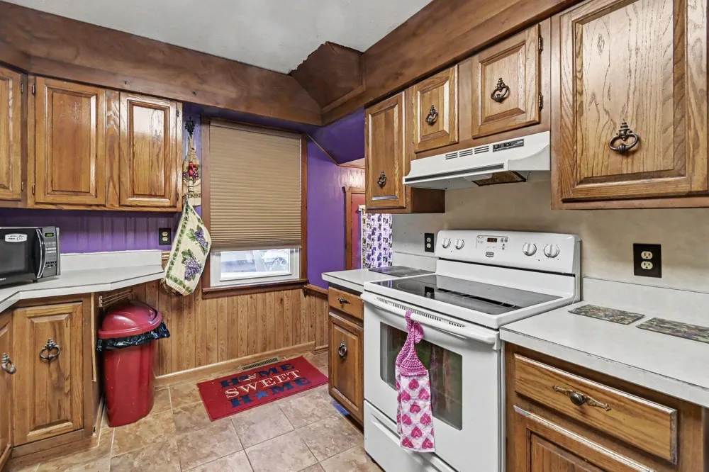514 Saint Clair Avenue Jackson City, MI 49202