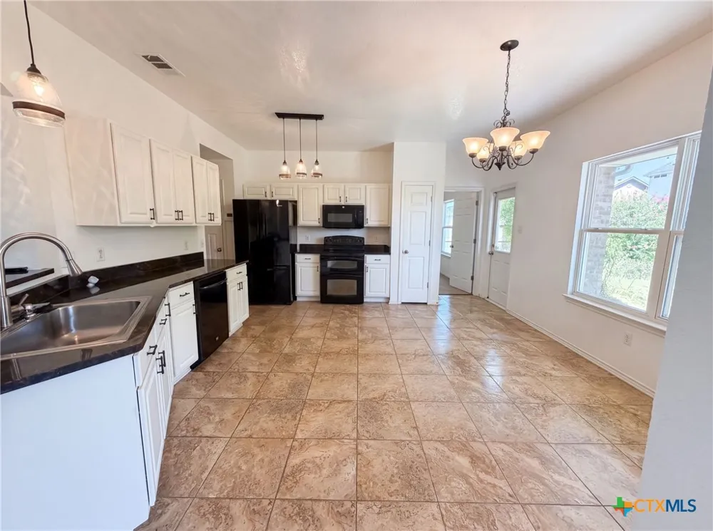 7712 Redbrush Temple, TX 76502