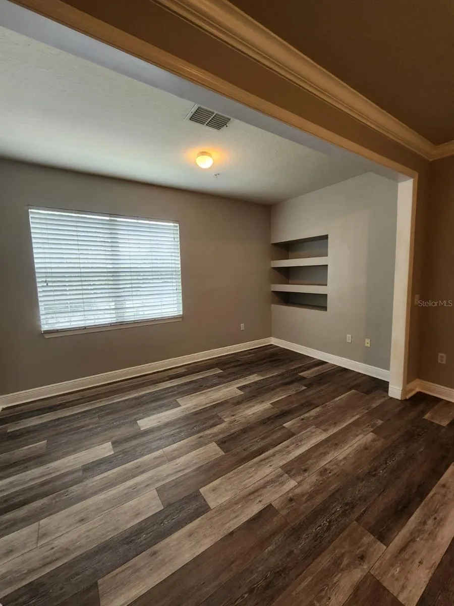 142 SOUTHERN PECAN CIRCLE #204 Winter Garden, FL 34787