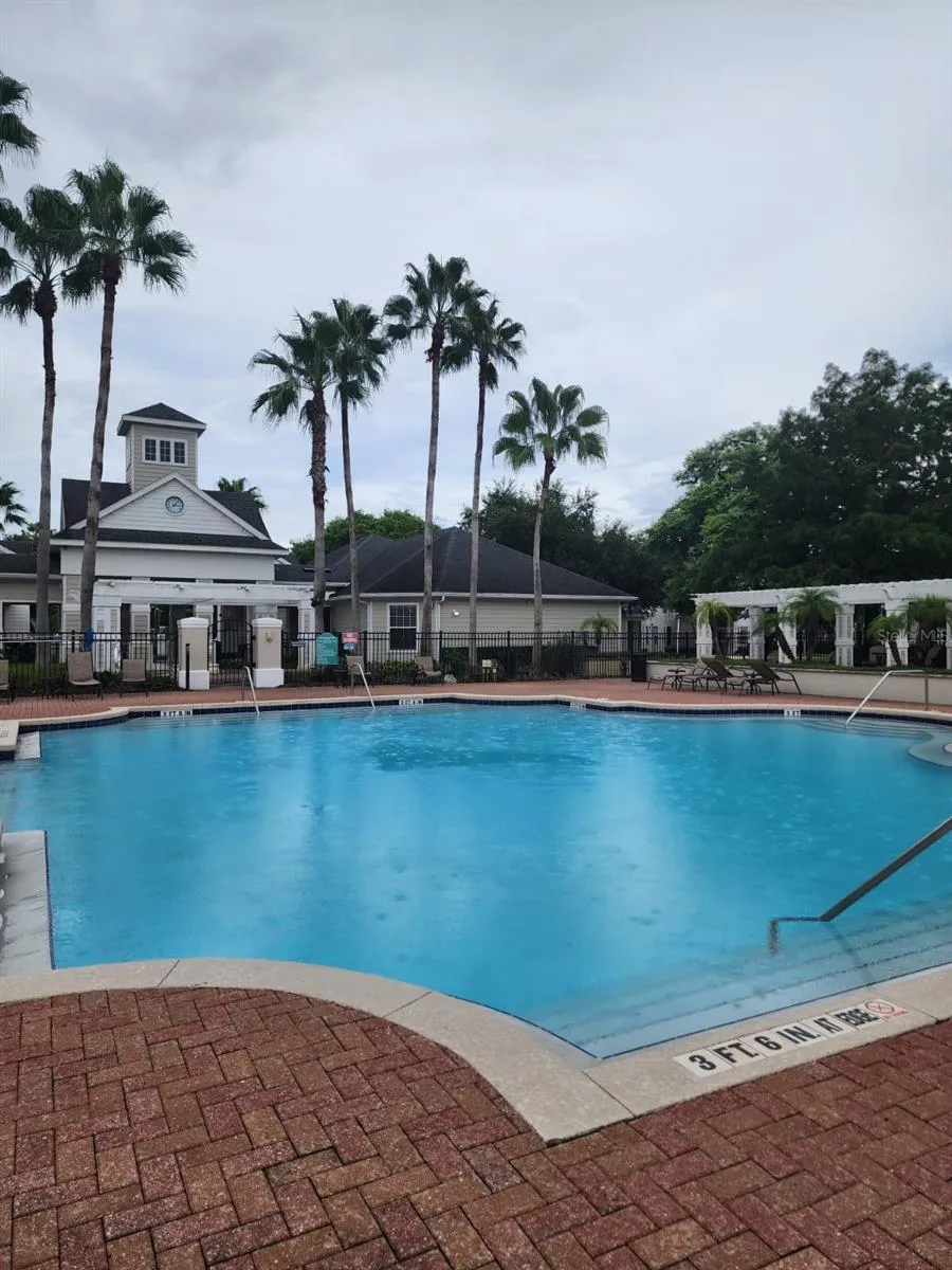 142 SOUTHERN PECAN CIRCLE #204 Winter Garden, FL 34787