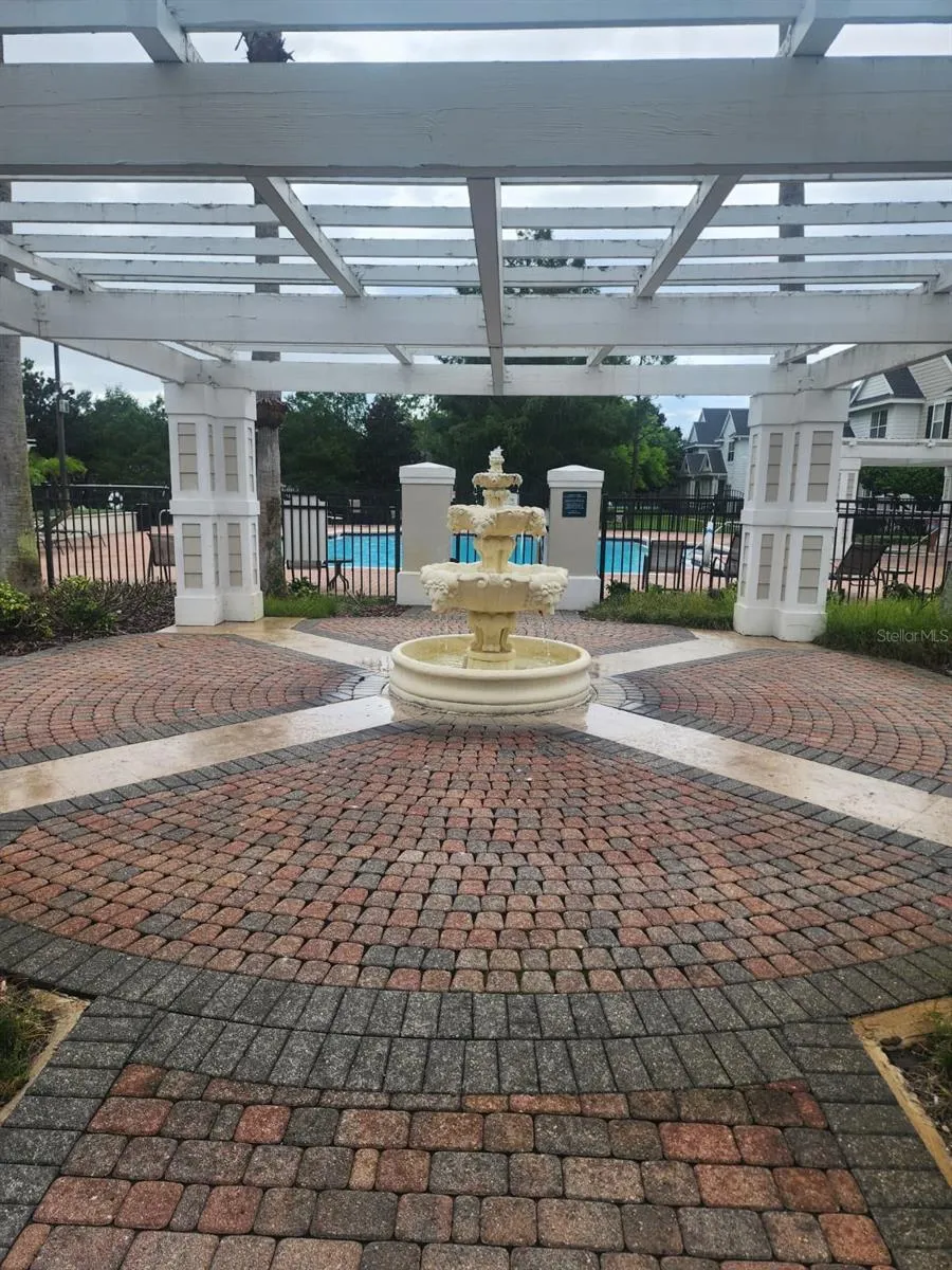 142 SOUTHERN PECAN CIRCLE #204 Winter Garden, FL 34787