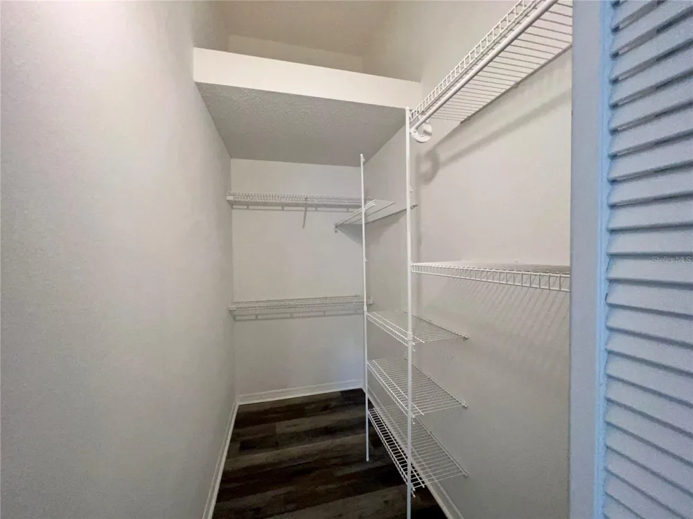 4025 ANGEL OAK COURT #203 Tampa, FL 33613