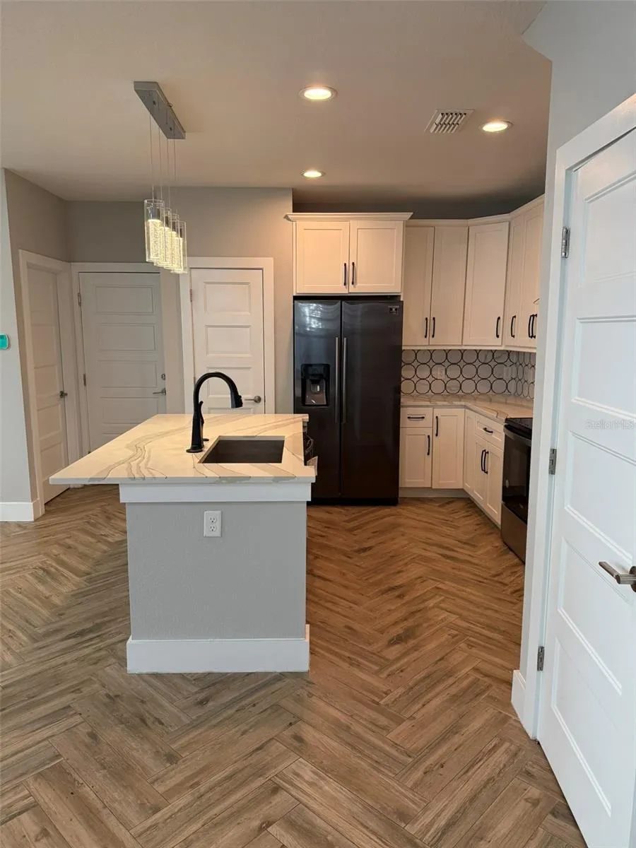 521 PEACHTREE ROAD Orlando, FL 32804