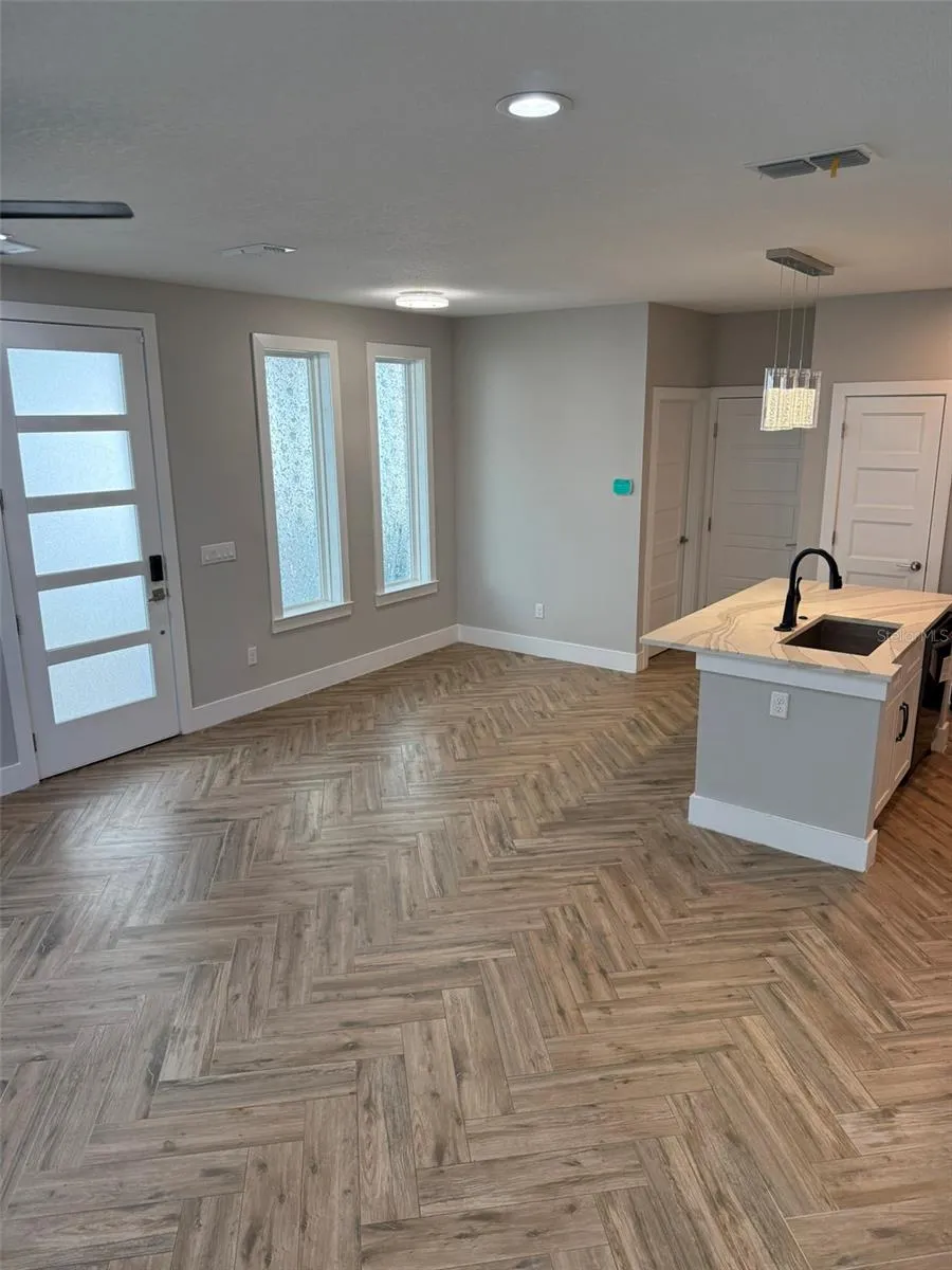 521 PEACHTREE ROAD Orlando, FL 32804