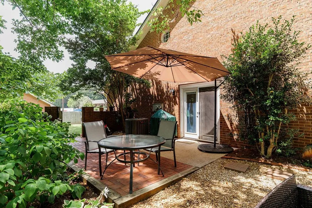 220 Eaglewood Court Athens, GA 30606