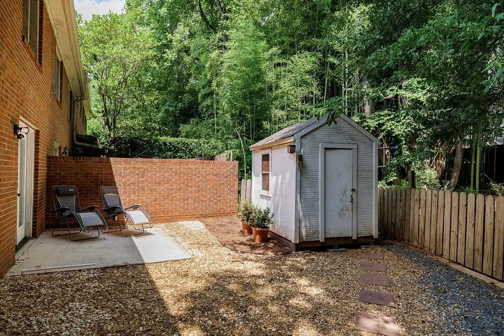 220 Eaglewood Court Athens, GA 30606