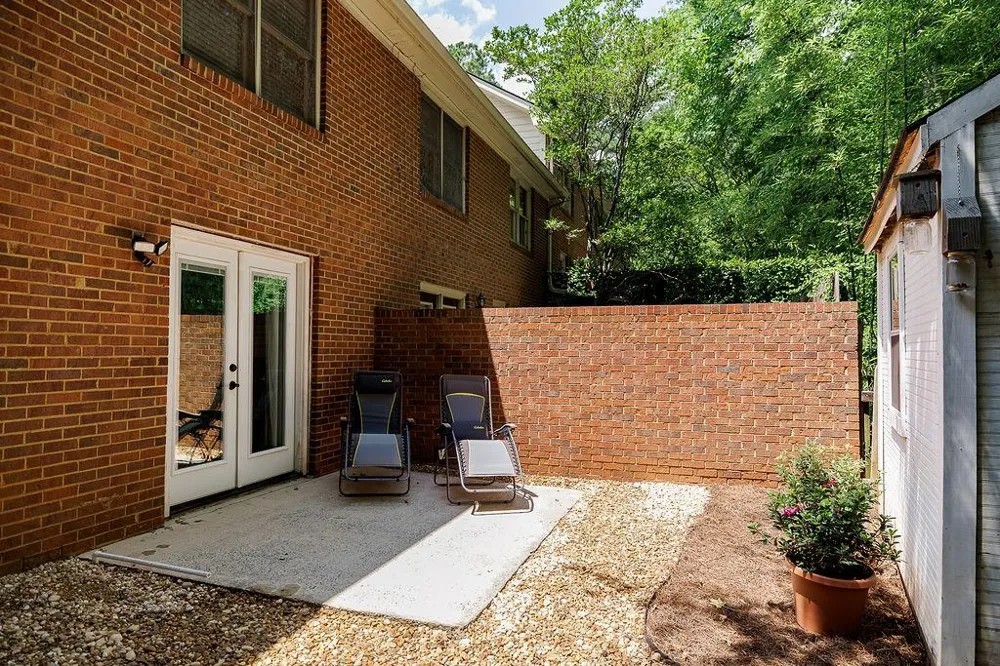 220 Eaglewood Court Athens, GA 30606