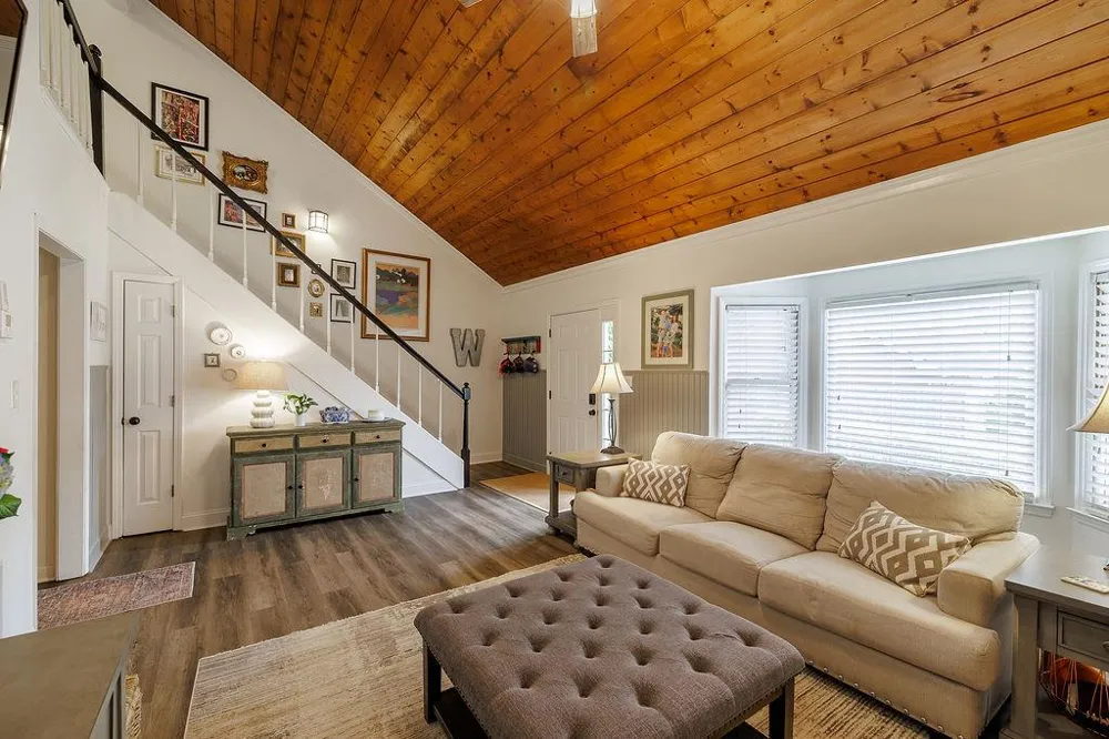 220 Eaglewood Court Athens, GA 30606