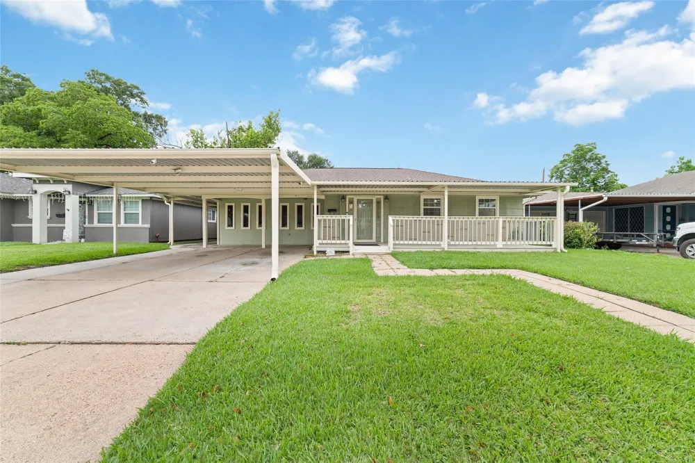 3511 Guthrie Drive Pasadena, TX 77503