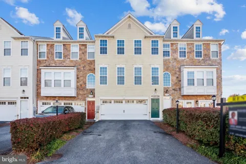 10329 BRIDLE COURT