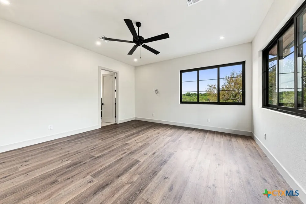 103 Lakeview Boulevard New Braunfels, TX 78130