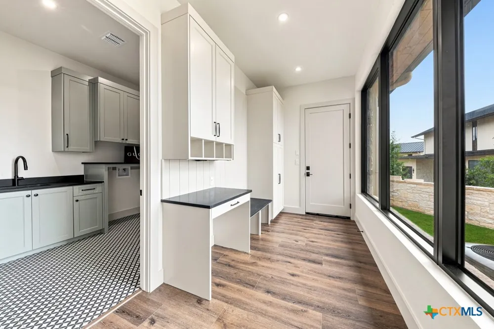 103 Lakeview Boulevard New Braunfels, TX 78130