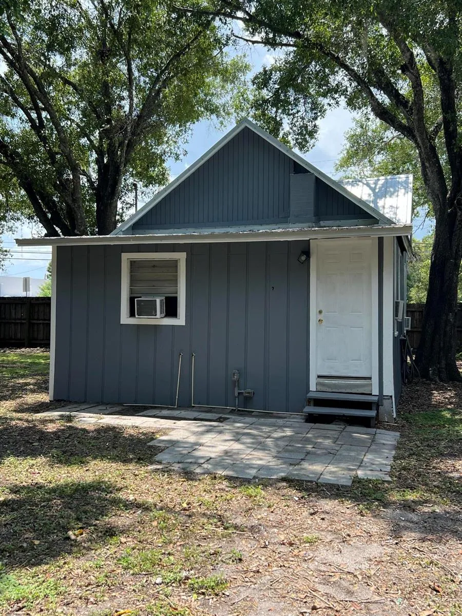 122 13th Street Fort Pierce, FL 34950