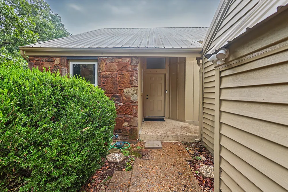 106 Summit Ridge Drive Tahlequah, OK 74464