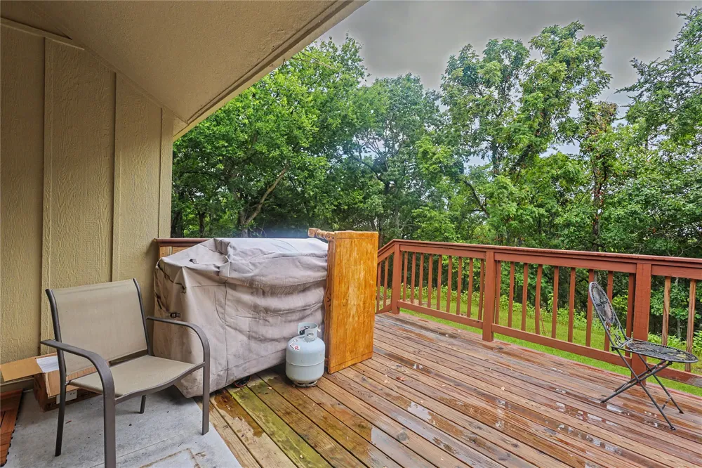 106 Summit Ridge Drive Tahlequah, OK 74464