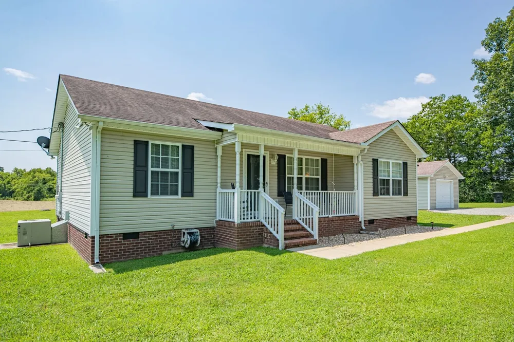 2784 Joe Reeves Rd Lewisburg, TN 37091