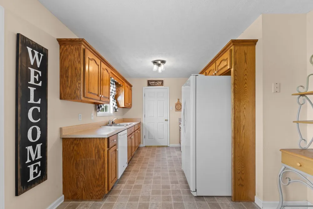 2784 Joe Reeves Rd Lewisburg, TN 37091