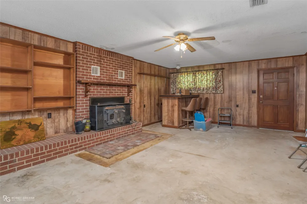 2030 Dogwood Drive Haynesville, LA 71038