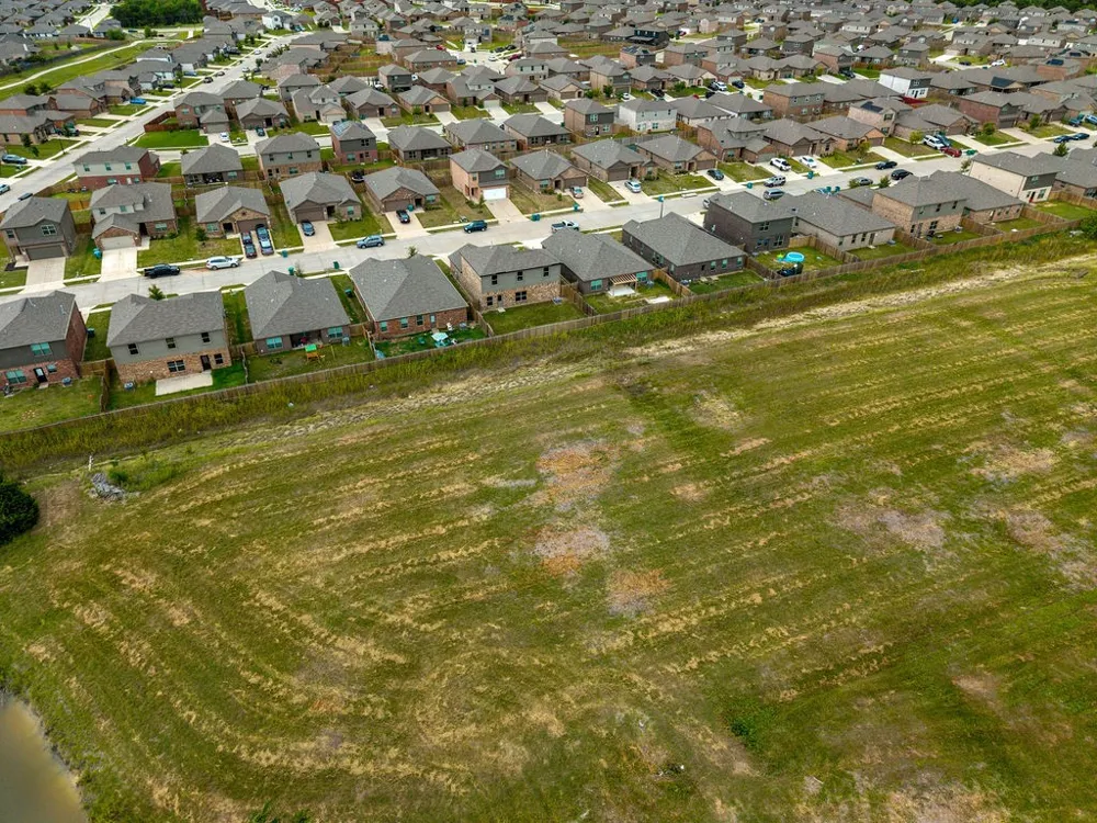 821 Clark Drive Ferris, TX 75125