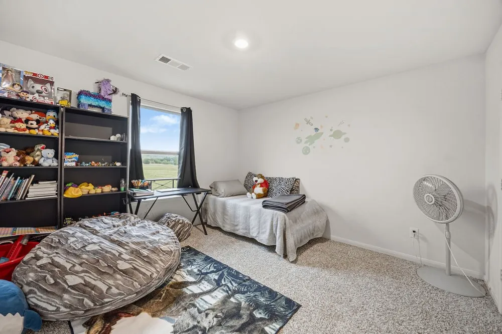821 Clark Drive Ferris, TX 75125