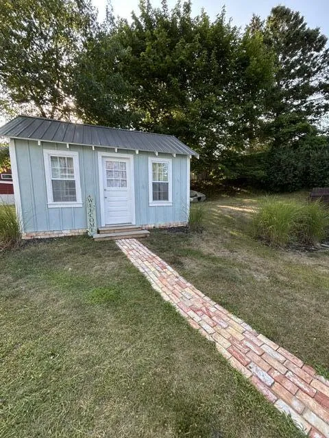 227 Hughes Street Manistee, MI 49660