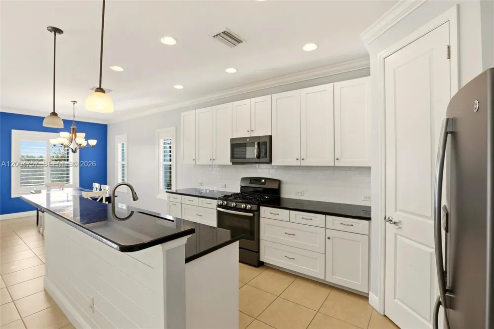 8554 Big Mangrove Dr Fort Myers, FL 33908